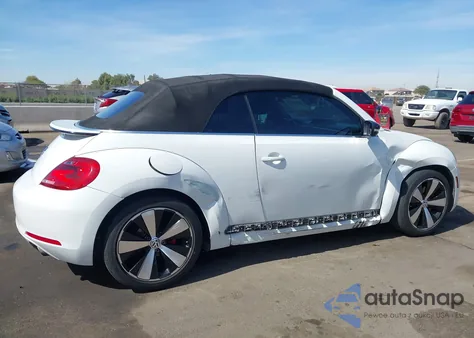 2013 Volkswagen Beetle 2.0T из США, поврежденный, VIN 3VW7A7AT6DM811749